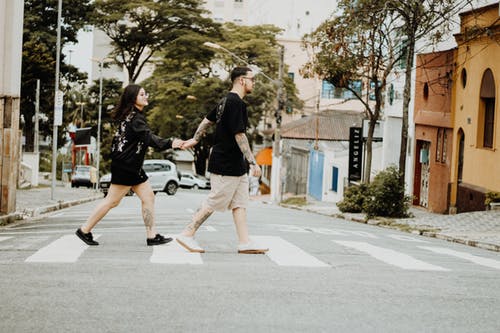 巨蟹男疯狂爱你的表现 巨蟹男疯狂爱你的表现